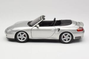 Porsche 911 996 Turbo Cabriolet Silver Maisto 1:18 31660 Diecast - image 4 of 8