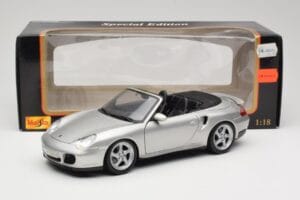Porsche 911 996 Turbo Cabriolet Silver Maisto 1:18 31660 Diecast - image 8 of 8