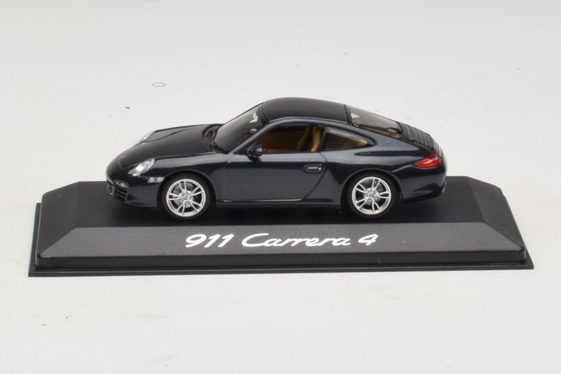 Porsche 911 997 Carrera 4 Dark Blue Metallic Minichamps 1:43 WAP02001518 Diecast