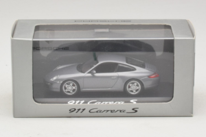 Porsche 911 997 Carrera S Grey Metallic Minichamps 1:43 WAP02011615-P1 Diecast - image 4 of 4