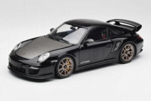 Porsche 911 997 GT2 RS Black & Silver Wheels Minichamps 1:18 100069401 Diecast