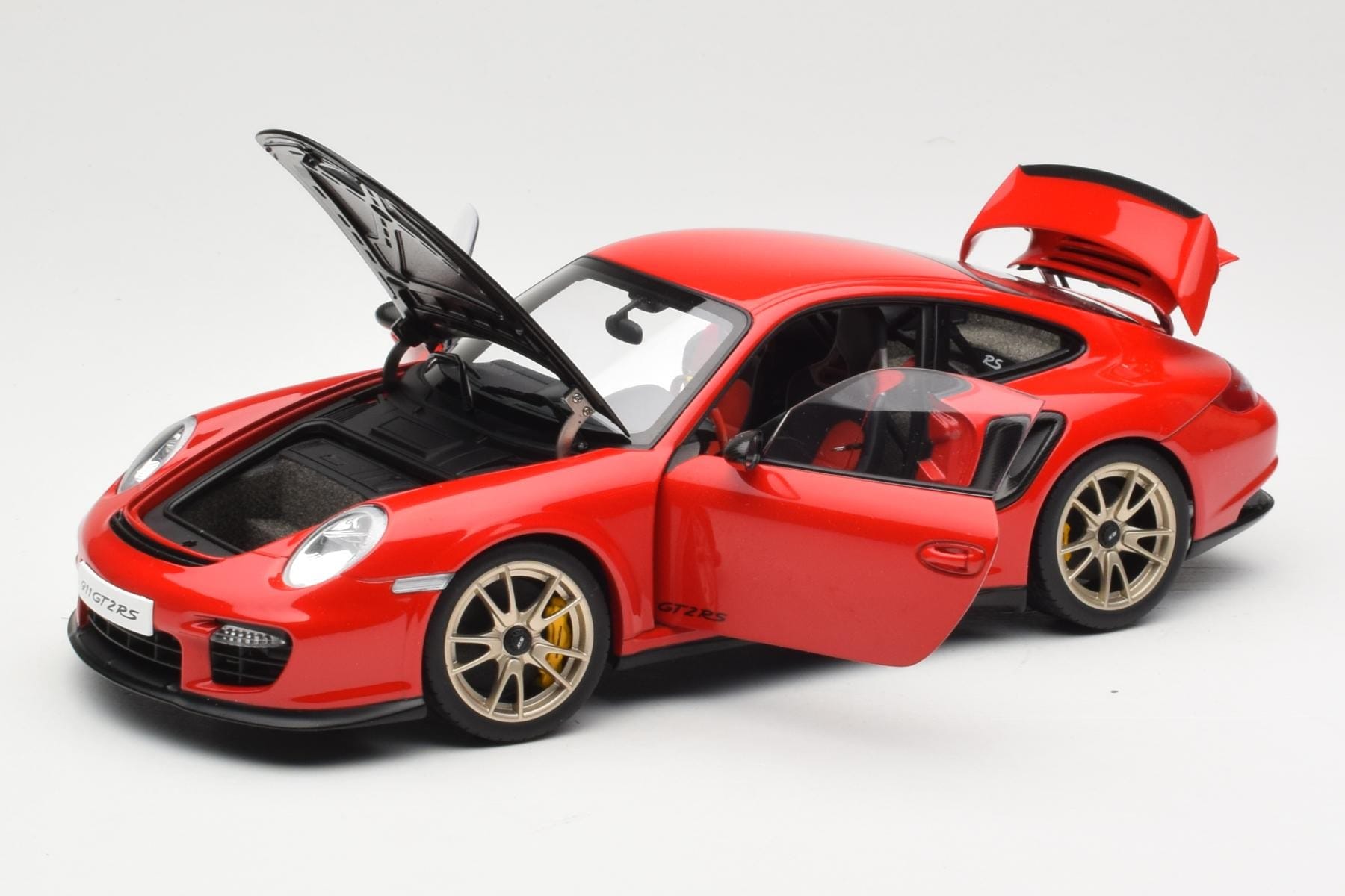 Porsche 911 997 GT2 RS Red AUTOart 1:18