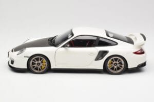 Porsche 911 997 GT2 RS White Minichamps 1:18 100069400 Diecast - image 4 of 8