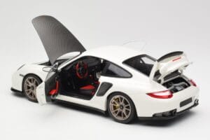 Porsche 911 997 GT2 RS White Minichamps 1:18 100069400 Diecast - image 5 of 8
