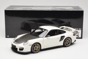 Porsche 911 997 GT2 RS White Minichamps 1:18 100069400 Diecast - image 8 of 8