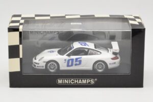 Porsche 911 997 GT3 Cup #5 Presentation 2005 Minichamps 1:43 400056400 Diecast - image 4 of 4