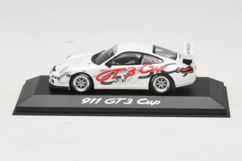 Porsche 911 997 GT3 Cup White Minichamps 1:43 WAP02012617 Diecast