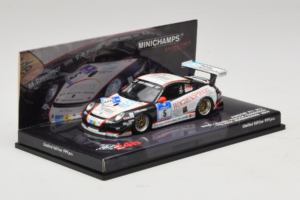 Porsche 911 997 GT3 #5 24 Hours of Nurburgring 2009 Minichamps 1:43 437096705 Diecast - image 2 of 4