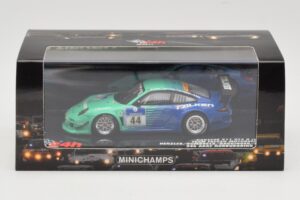 Porsche 911 997 GT3 R #44 Team Falken S. Henzler / P. Dumbreck / M. Ragginger / S. Asch 24 Hours Nurburgring 2011 Minichamps  - image 4 of 4