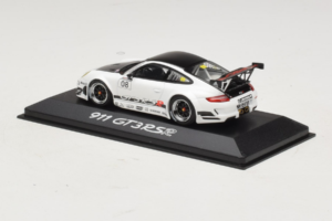 Porsche 911 997 GT3 RS #8 White Minichamps 1:43 WAP02003018 Diecast - image 3 of 4