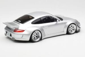 Porsche 911 997 RWB Abu Dhabi IXO 1:18 18CMC166 Diecast - image 2 of 6
