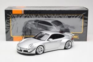 Porsche 911 997 RWB Abu Dhabi IXO 1:18 18CMC166 Diecast - image 6 of 6