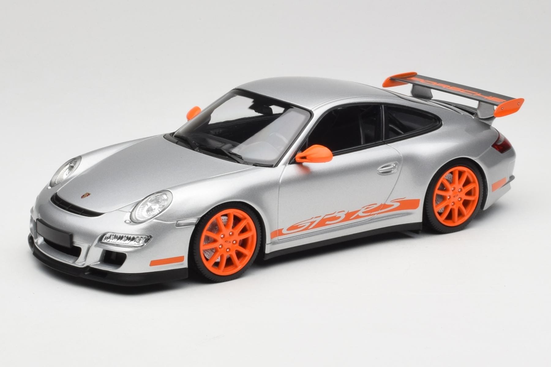 Porsche 911 997.1 GT3 RS Silver with Orange Wheels Minichamps 1:18