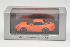 Porsche 911 997.2 Carrera 4 GTS Orange Minichamps 1:43 WAP0201140C Diecast - image 4 of 4
