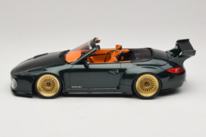 Porsche 911 992 Cabriolet Old & New Tokyo Auto Salon GT Spirit 1:18 GT548 Resin - image 3 of 6