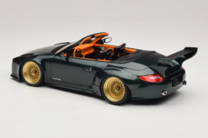 Porsche 911 992 Cabriolet Old & New Tokyo Auto Salon GT Spirit 1:18 GT548 Resin - image 5 of 6