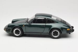 Porsche 911 Carrera Green Metallic Minichamps 1:18 100063022 Diecast - image 4 of 8