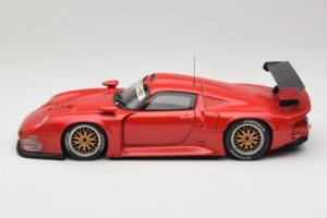 Porsche 911 GT1 Concept Red UT Models 1:18 180966625-R1 Diecast - image 4 of 8