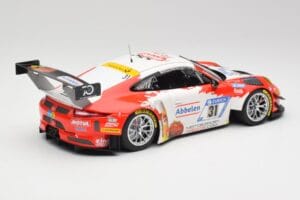 Porsche 911 GT3 R #31 Frikadelli Racing N. Siedler / M. Seefried 24 Hours Nürburgring 2018 Minichamps 1:18 153186931 Diecast - image 2 of 6