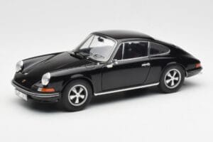 Porsche 911 S Black Schuco 1:18 450047200 Diecast
