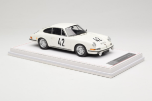 Porsche 911 S #42 R. Buchet / H. Linge Auguste Veuillet 24 Hours of Le Mans Class Winner 1967 IVY Merit 1:18 REMC006 Resin - image 4 of 6