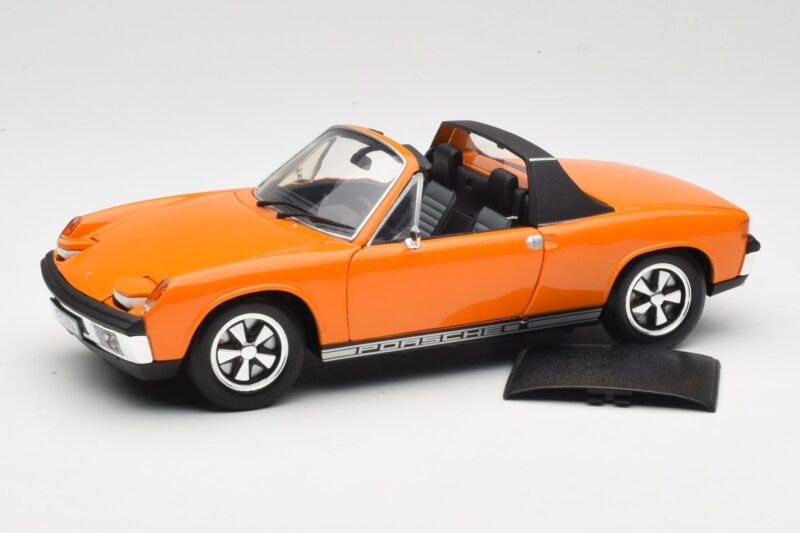 Porsche 914/6 Orange Revell 1:18 08864 Diecast