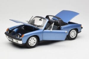 Porsche 914 Blue Revell 1:18 08975 Diecast - image 2 of 8