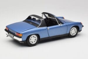 Porsche 914 Blue Revell 1:18 08975 Diecast - image 3 of 8