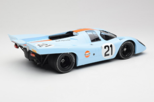Porsche 917K Gulf #21 P. Rodriguez / L. Kinnunen J.W. Automotive Engineering 24 Hours of Le Mans 1970 Minichamps 1:12 1237066 - image 2 of 6