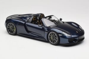 Porsche 918 Spyder Blue Metallic Minichamps 1:18 113062434 Diecast - image 6 of 8