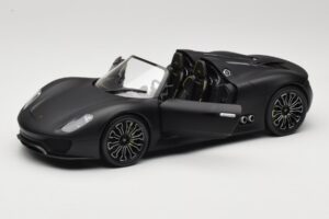 Porsche 918 Spyder Matte Black Minichamps 1:18 110060031 Diecast - image 2 of 8