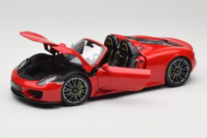 Porsche 918 Spyder Red Minichamps 1:18 110062435 Diecast - image 2 of 8