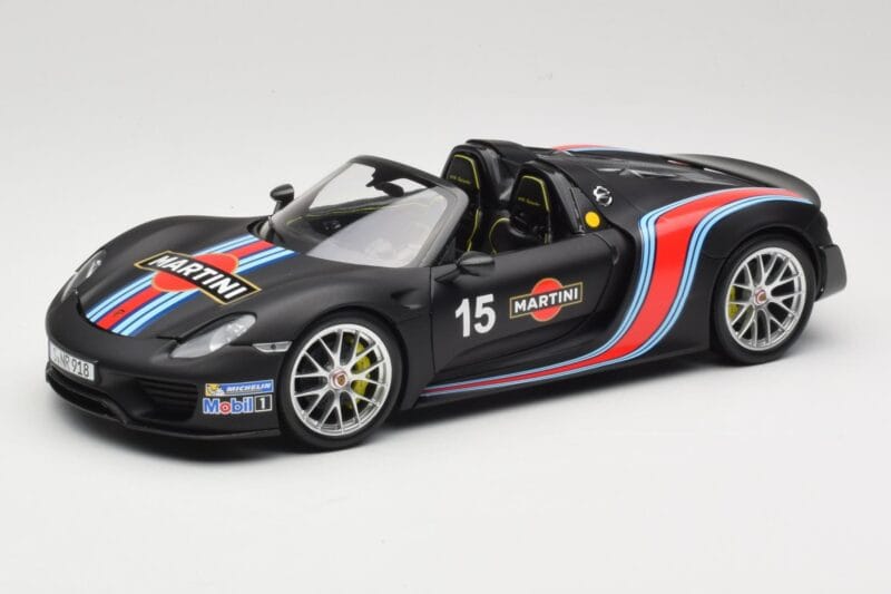 Porsche 918 Spyder Weissach Package Matt Black With Martini Stripes Minichamps 1:18 110062445 Diecast