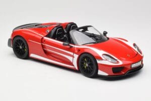Porsche 918 Spyder Weissach Package Red & White Stripes Minichamps 1:18 110062442 Diecast - image 7 of 9