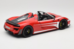 Porsche 918 Spyder Weissach Package Red White Stripes Minichamps 1:18 110062442-O1 Diecast - image 3 of 8
