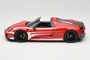 Porsche 918 Spyder Weissach Package Red White Stripes Minichamps 1:18 110062442-O1 Diecast - image 4 of 8