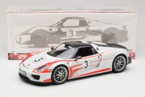 Porsche 918 Spyder Weissach Package Salzburg Minichamps 1:18 110062441 Diecast - image 8 of 8