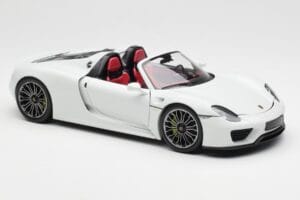 Porsche 918 Spyder White Minichamps 1:18 110062436 Diecast - image 6 of 8