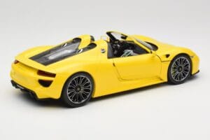 Porsche 918 Spyder Yellow Minichamps 1:18 110062434 Diecast - image 3 of 8