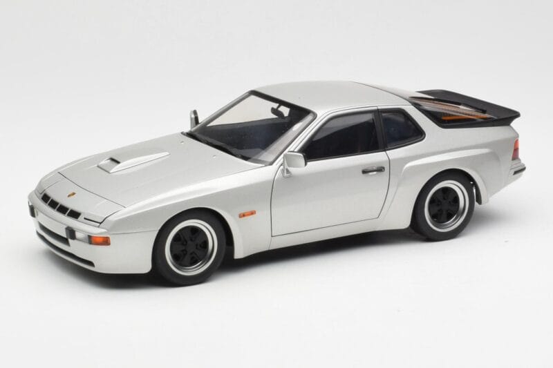 Porsche 924 Carrera GT Diamond Silver AUTOart 1:18 78002 Diecast
