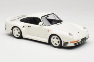 Porsche 959 Grand Prix White Minichamps 1:18 155066202 Diecast - image 4 of 6