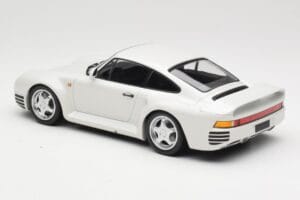 Porsche 959 White Metallic Minichamps 1:18 155066206 Diecast - image 5 of 6