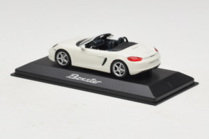 Porsche Boxster 981 White Minichamps 1:43 WAP0202000D-R1 Diecast - image 3 of 4