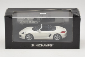 Porsche Boxster 981 White Minichamps 1:43 WAP0202000D-R1 Diecast - image 4 of 4