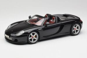 Porsche Carrera GT Black Maisto 1:18 36665 Diecast