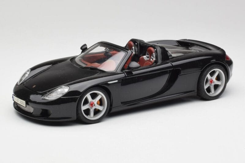 Porsche Carrera GT Black Maisto 1:18 36665 Diecast