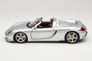 Porsche Carrera GT Silver Metallic Minichamps 1:18 WAP02103014 Diecast - image 4 of 8