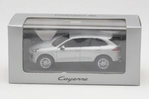 Porsche Cayenne 958 Silver Minichamps 1:43 WAP0200020E Diecast - image 4 of 4