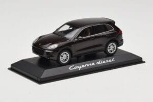 Porsche Cayenne 958 Diesel Acajou Brown Minichamps 1:43 WAP0200030E Diecast - image 2 of 4