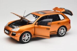 Porsche Cayenne GTS Lava Orange Norev 1:18 187535 Diecast - image 2 of 8